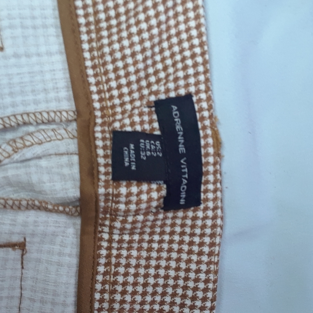 Pants - Picture 4 of 6